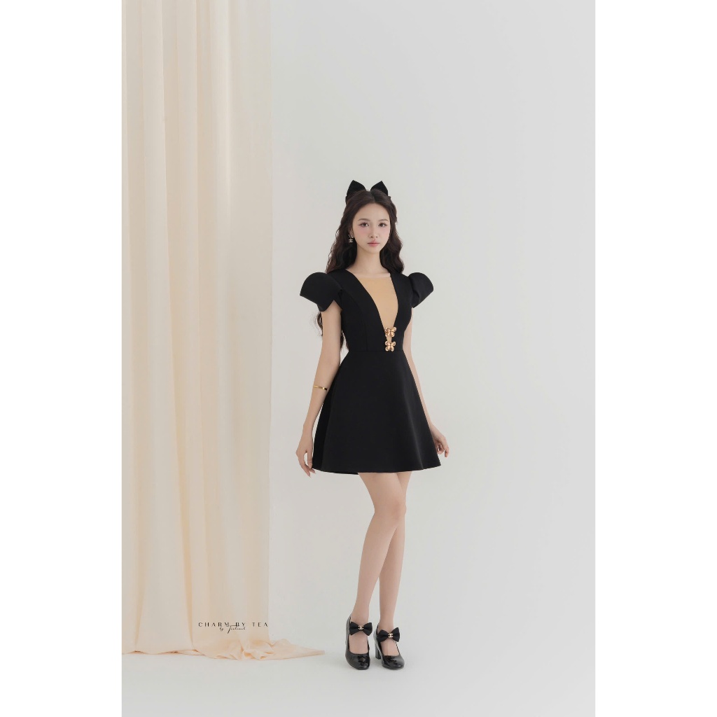 Charm By Tea - Sản phẩm thiết kế: DOM DRESS | BigBuy360 - bigbuy360.vn