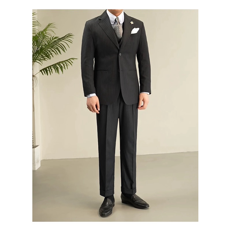 vest nam cao cấp màu đen kẻ sọc của nhà T&H MEN suit cổ điển cao cấp