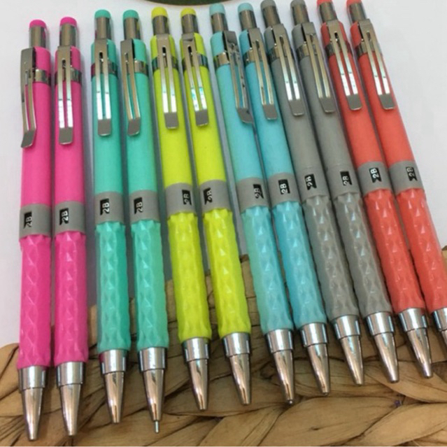 ViẾT CHÌ BẤM GSTAR MP07 (0.5MM)