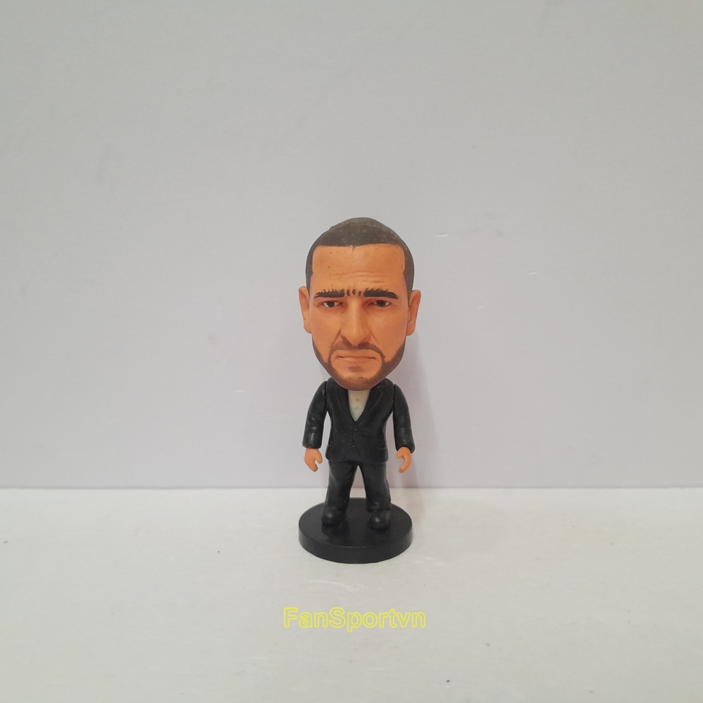 Mô hình tượng cầu thủ bóng đá Eric Cantona Manchester United vest soccerwe kodoto corinthian prostar