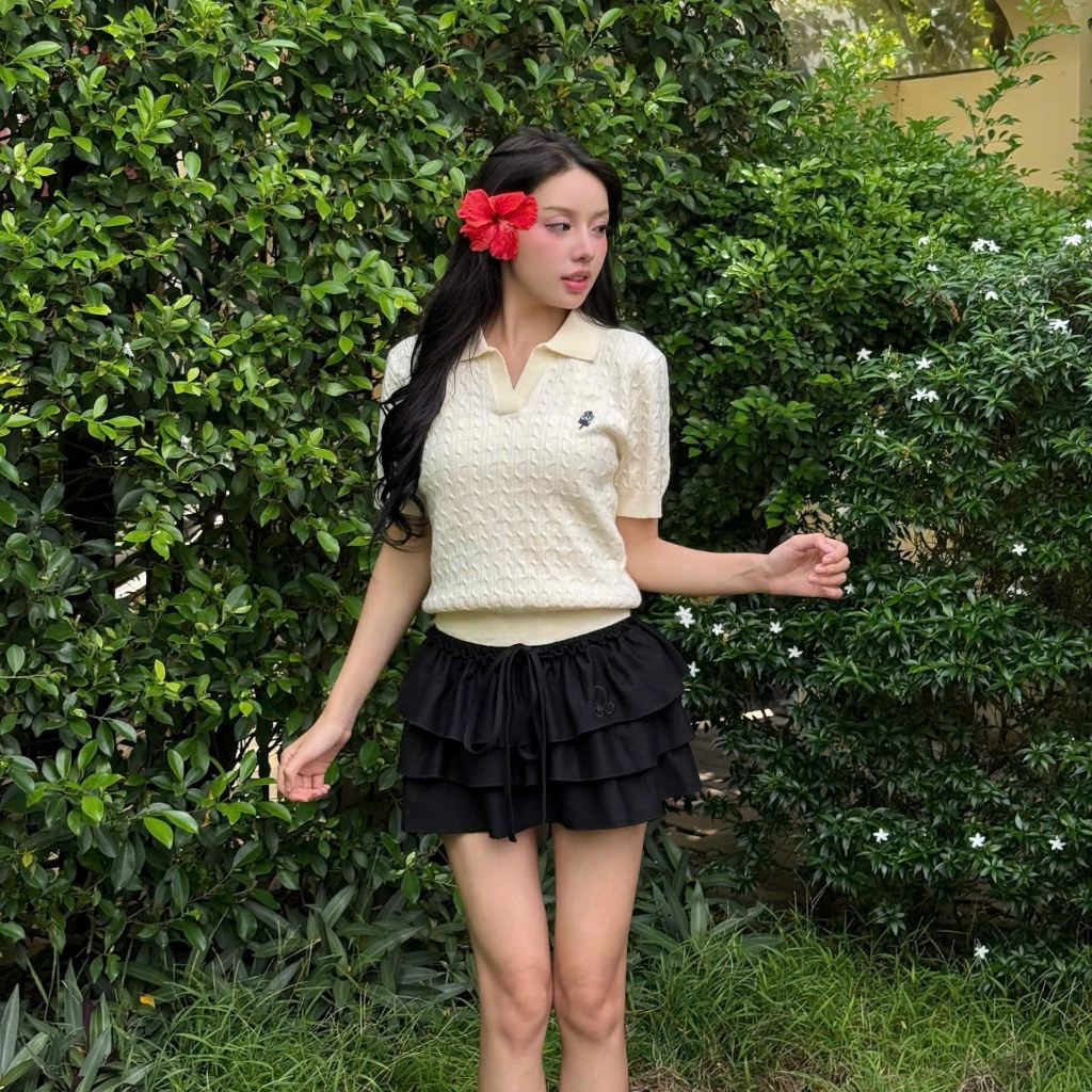 Áo Polo Dệt Kim Cable-Knit Calem.Club họa tiết Thêu Mini vải dệt nổi form nữ | BigBuy360 - bigbuy360.vn