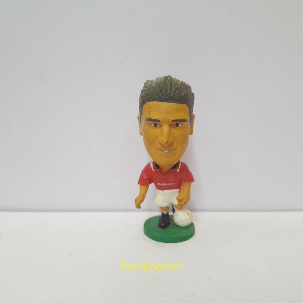 Mô hình tượng cầu thủ bóng đá Eric Cantona Manchester United 1994 1995 1996 corinthian PL21 prostars