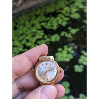 Đồng hồ nữ cơ cót 200k