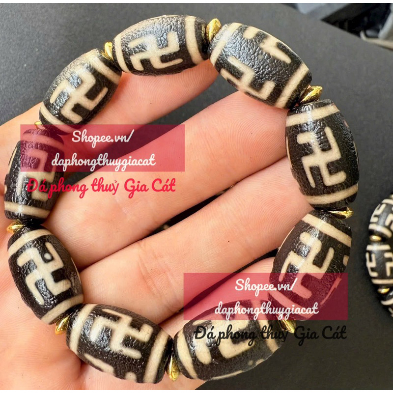 Vòng tay Dzi Thân Dầu Khắc Chữ Vạn siêu đẹp hàng kiểm định