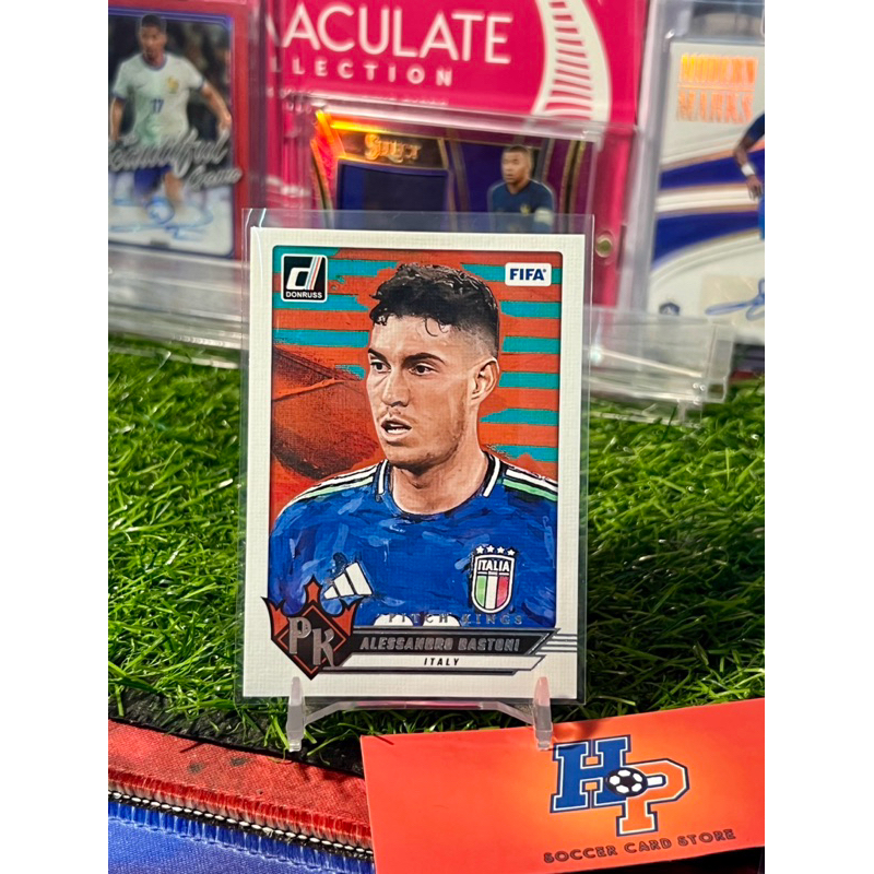 Thẻ bóng đá Bastoni Silver Pitch Kings Panini Donruss 2024/25