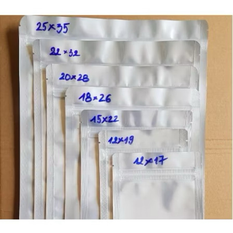 Túi Zip Bạc ( 1 mặt bạc,1 mặt trong)