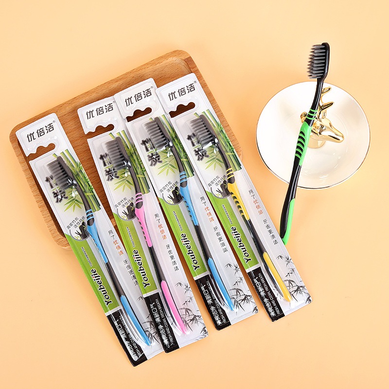 Bàn chải đánh răng than tre hoạt tính 1 chiếc