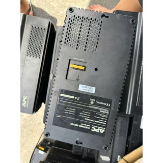 Kích điện APC BV500I-MS 300w 12v ra 220v sài tốt. Giá 1 cái chưa bình ác quy.