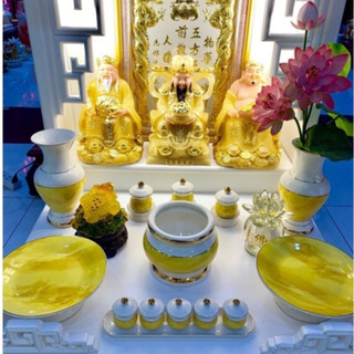 Thần tài thổ địa