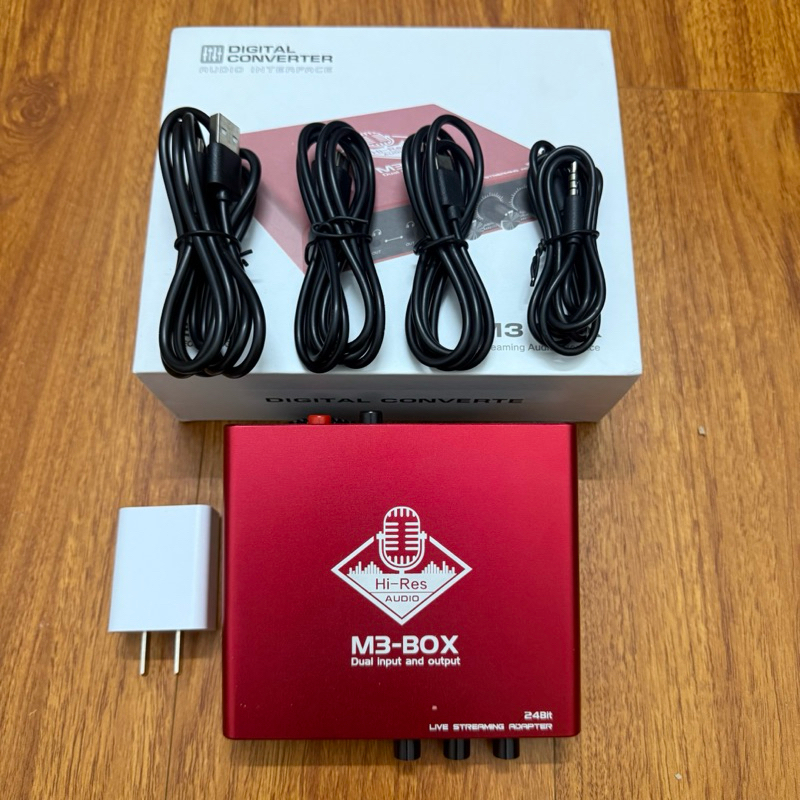 Box livestream thế hệ mới M3 BOX âm thanh chuẩn STEREO 24Bit hỗ trợ tất cả điện và chân 3.5 , đầy đủ
