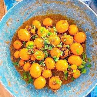 Trứng gà non. Hộp 500(giao hỏa tốc)