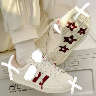 Giày thể thao thời trang bigsize nữ cổ thấp mùa hè S_o sao màu trắng đỏ hottrend cao cấp, sneaker đế bằng độn 4-5 phân