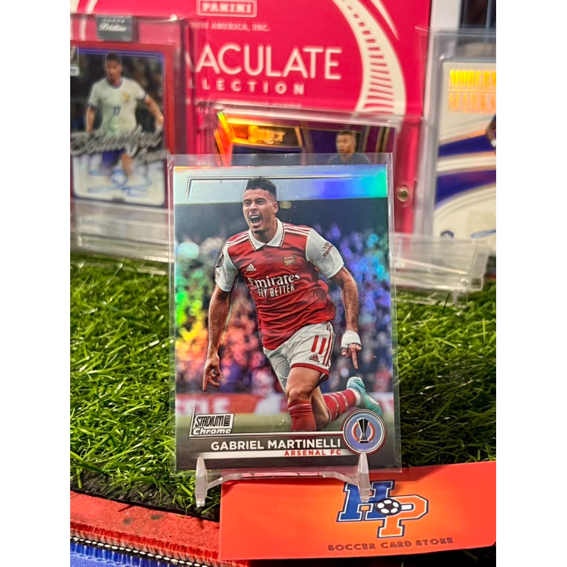 Thẻ bóng đá Gabriel Martinelli Refractor Topps Stadium Chrome UCL 2022/23