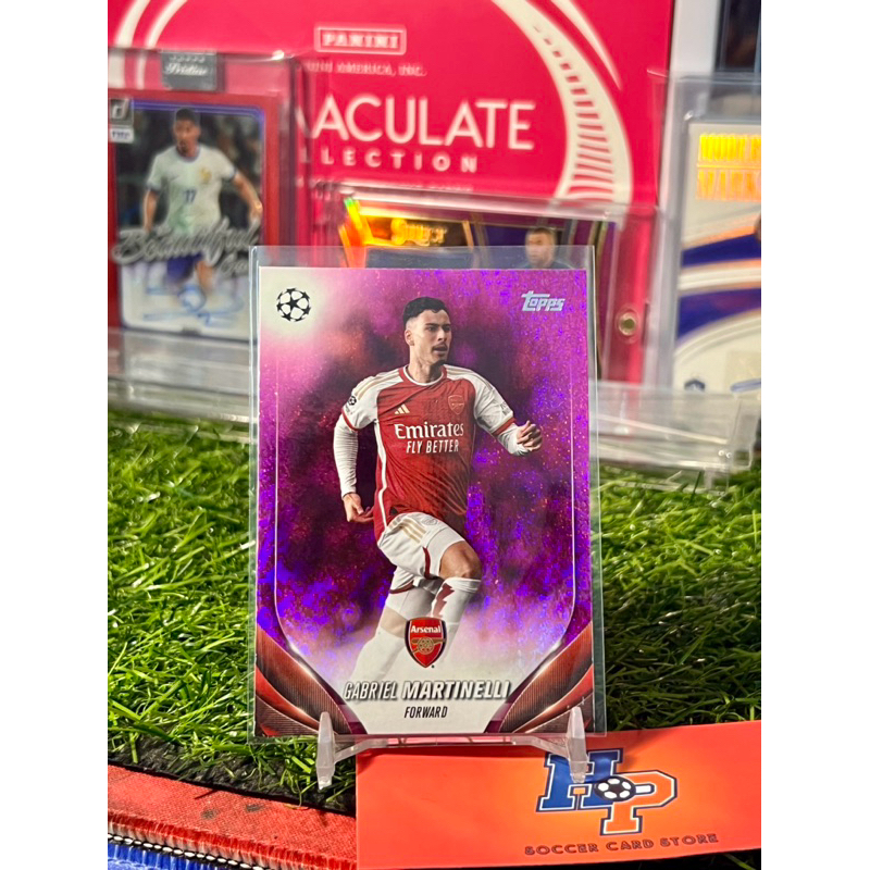 Thẻ bóng đá Gabriel Martinelli Pink Topps UCC 2023/24
