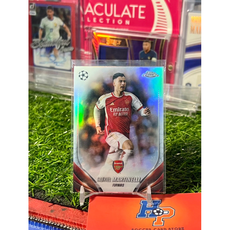 Thẻ bóng đá Gabriel Martinelli Refractor Topps Chrome UCL 2023/24