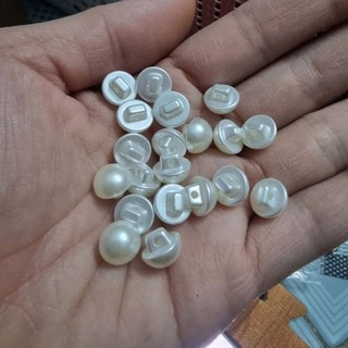 Cúc hạt trai nửa ( túi 40 cúc )