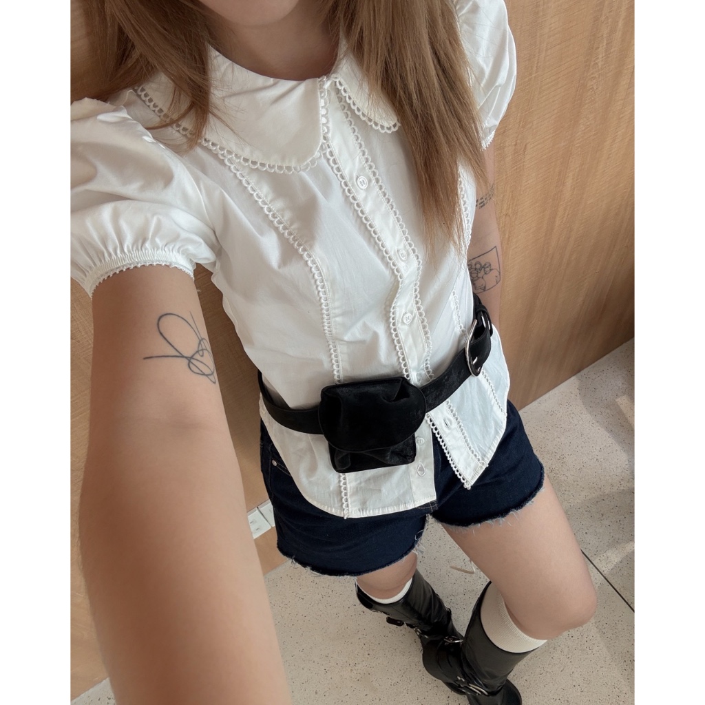 TheBlueTshirt - Áo sơ mi tay phồng ôm eo cổ sen cho nữ - Jennie Shirt- Women | BigBuy360 - bigbuy360.vn