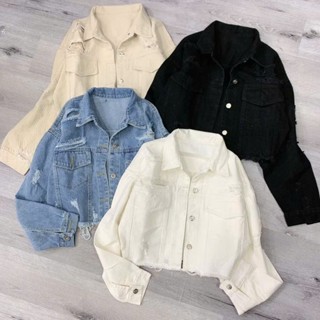 [AKJGK2243] ÁO KHOÁC JEANS NỮ FORM CROPTOP LAI TUA CỔ BẺ DÀI TAY PHỐI TÚI TRƯỚC KÈM RÁCH MÀU TRẮNG ĐEN HOT