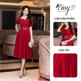 Đầm EMY EM6903 Xoè Đỏ Kết Hạt, Dự Tiệc Sang Trọng Thiết Kế Cao Cấp Cổ Kiểu Cúp Ngực