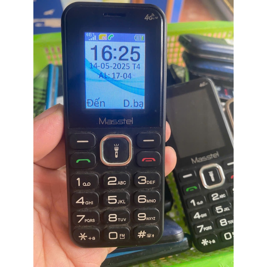 Điện thoại masstel Izi 15/izi 16/Izi S1 Sóng 4G loa to chữ to nhỏ gọn cho người già máy đã qua sử dụ