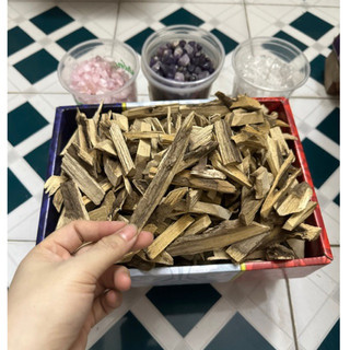 Gỗ thơm gỗ trầm thô bán lẻ thanh