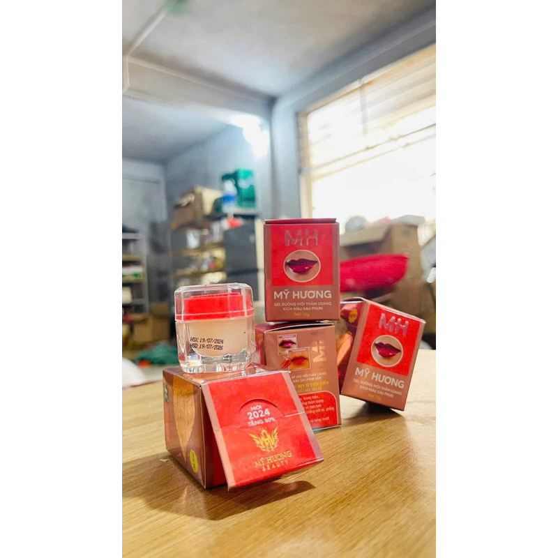 Dưỡng môi Mỹ Hương - Dưỡng sau phun xăm