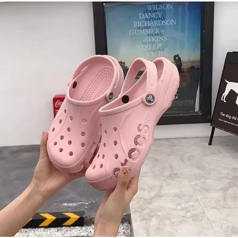[ 𝐂𝐇𝐈́𝐍𝐇 𝐇𝐀̃𝐍𝐆 ] DÉP SỤC CROCS BAND BAYYA CLASSIC màu Hồng nữ (Free Ship)