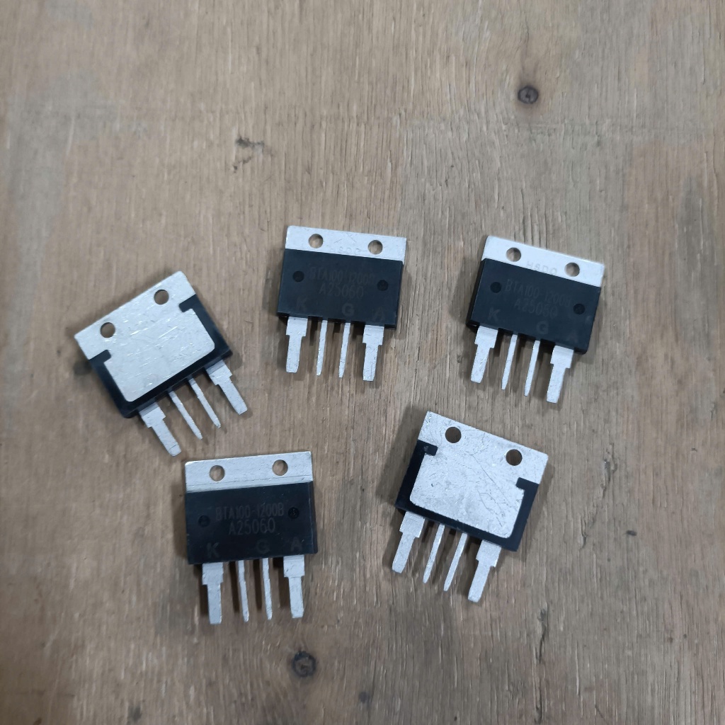 Triac BTA 100-1200B