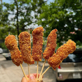 Nem chua rán genz (hộp 10c)