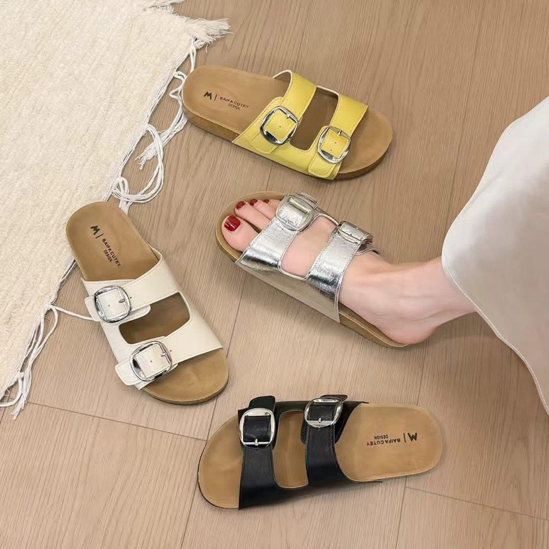 Dép nữ mùa hè Lavina Carpio có khóa thiết kế và đế cao su thoải mái