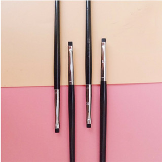 Cọ Vẽ Eyeliner và Bọng Mắt Đầu Nhỏ Siêu Mảnh Dễ Vẽ Không Lem Tightline Eyeliner Brush (MA32)