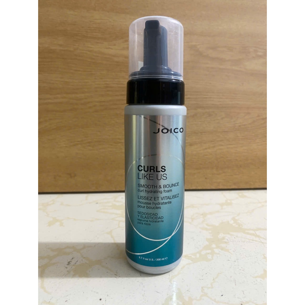 Kem Tạo Kiểu Dành Cho Tóc Xoăn Joico Curls Like Us Smooth Bounce Curl Hydrating Foam 200ml