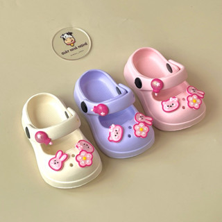 dép sục nhựa gắn sticker thỏ hoa đáng yêu bé thích mê chất liệu eva êm mềm nhẹ chống trượt cho bé gái S21
