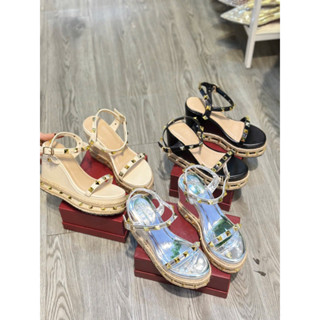   CÓ SẴN 3 MÀU  GIÀY SANDAL XUỒNG QUAI + ĐẾ VIỀN ĐINH SANG XỊN CAO 12 PHÂN TÔN DÁNG 