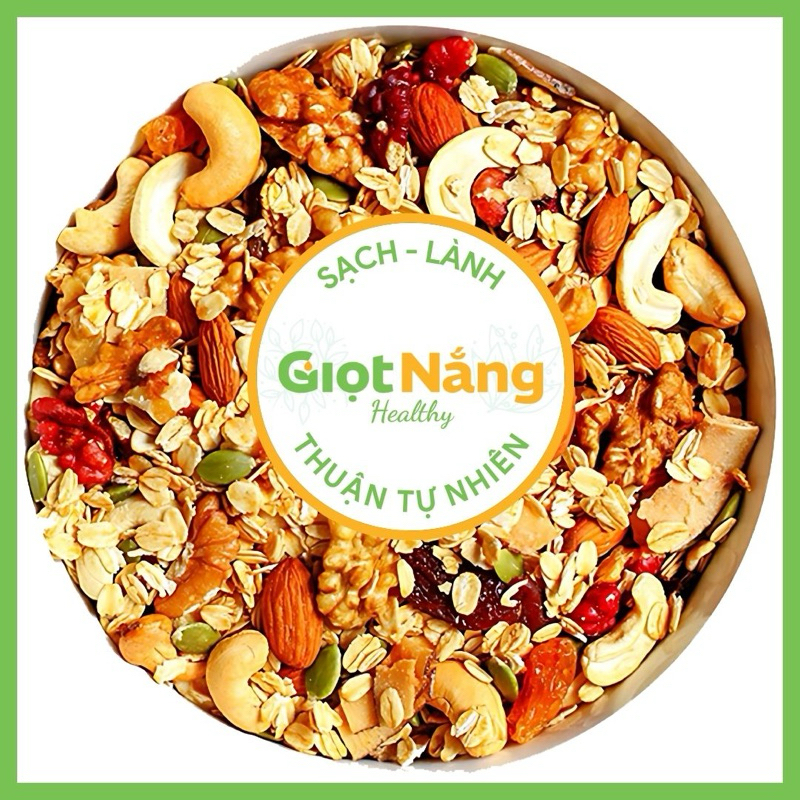 Granola Ngũ Cốc Ăn Sáng Các Loại Hạt Và Trái Cây Ngon Giòn từ Nông Sản Giọt Nắng