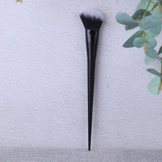 Cọ Tạo Khối Makeup – Đầu Cọ Vát Dễ Tán, Lên Khối Sắc Nét Tự Nhiên