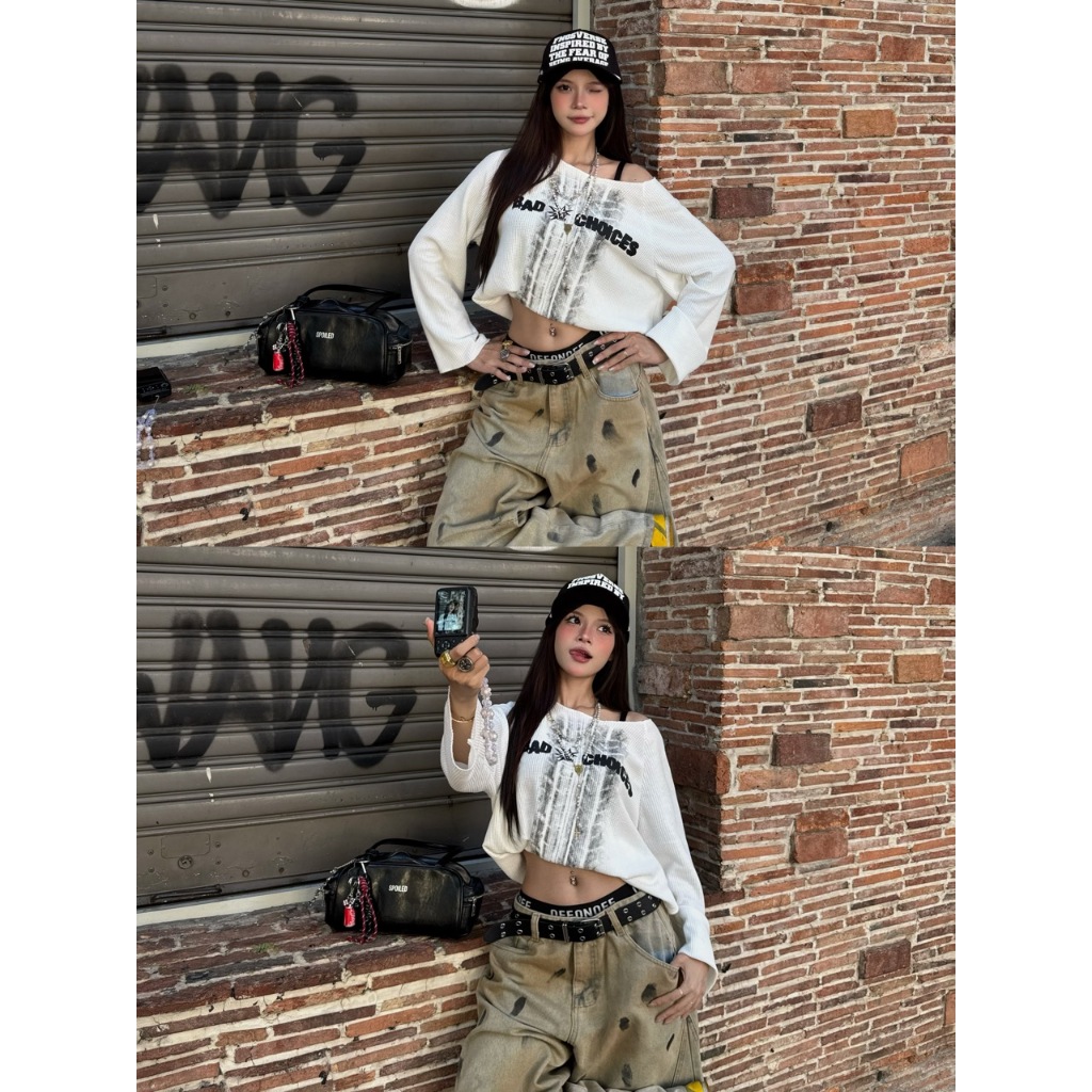 Bad Choices | Áo thun tay dài vải Tổ ong in hình form rộng | BigBuy360 - bigbuy360.vn