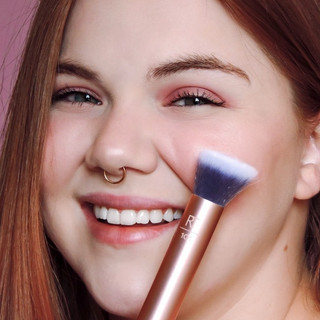 Cọ tán nền đa năng RT Real Techniques Complexion Blender