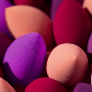 Set 4 bông mút mini RT Real Techniques 4 Mini Miracle Complexion Sponges mã loại 01492
