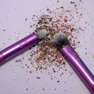 Cọ mắt 2 đầu RT Real Techniques Blend And Define Dual Ended Makeup Brush