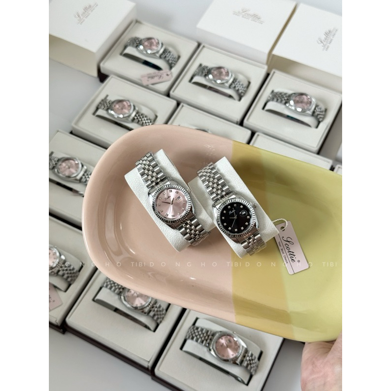 SALE 30% OFF đồng hồ nữ chính hãng Scottie dây kim loại mặt hồng và đen size 30mm màu bạc chính hãng đồng hồ tibi