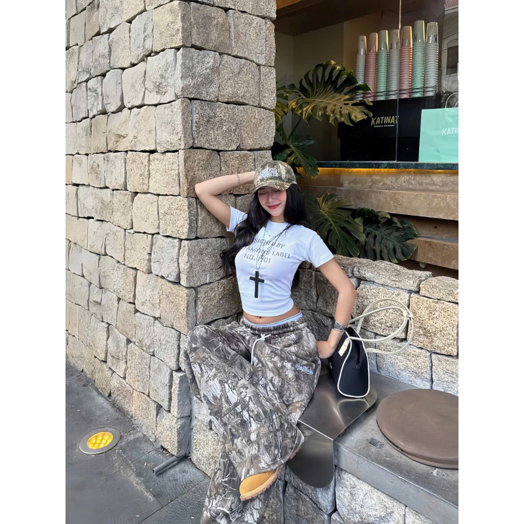 (ĐEN STUDIO) QUẦN NỈ BÔNG HỌA TIẾT LÁ CÂY COTTON PREMIUM (Q10) | BigBuy360 - bigbuy360.vn