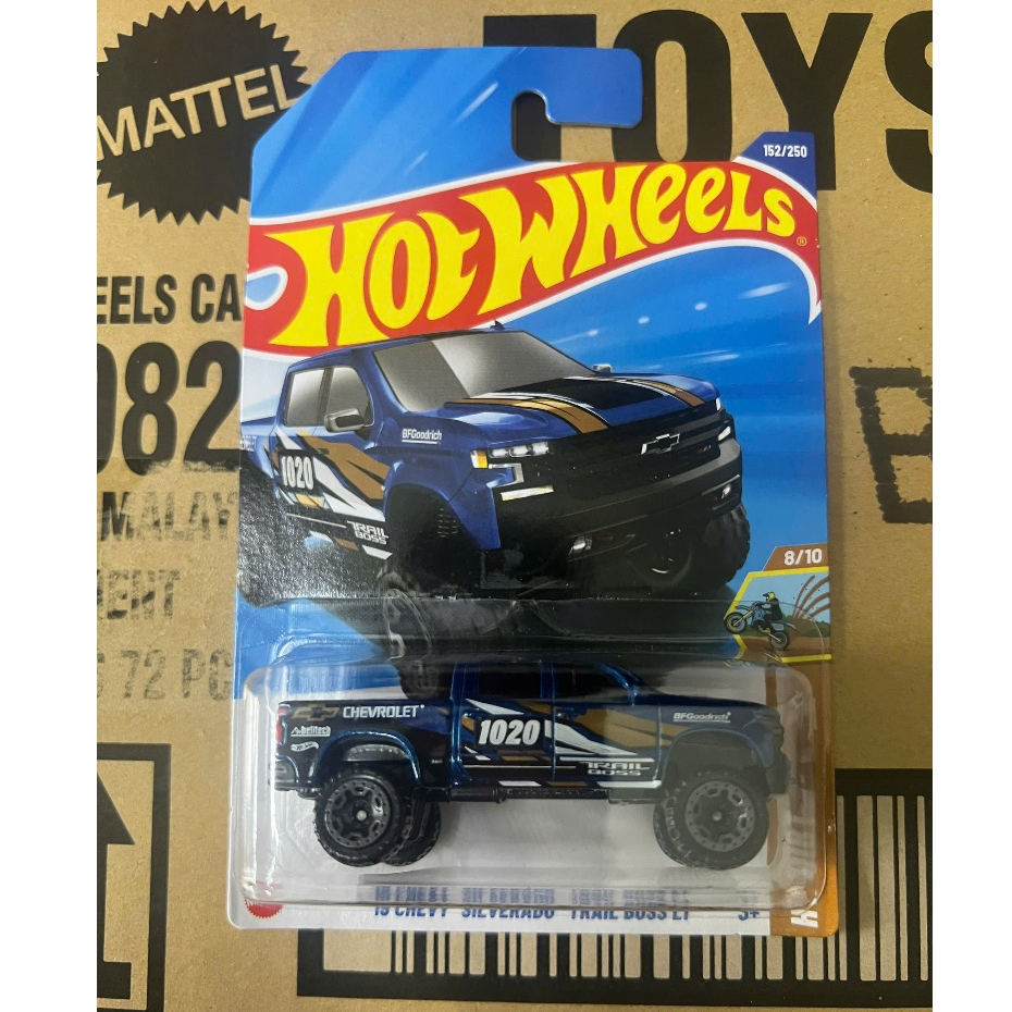 LeHuong Diecast - Xe Hot Wheels 19 Chevy Silverado Trail Boss LT
