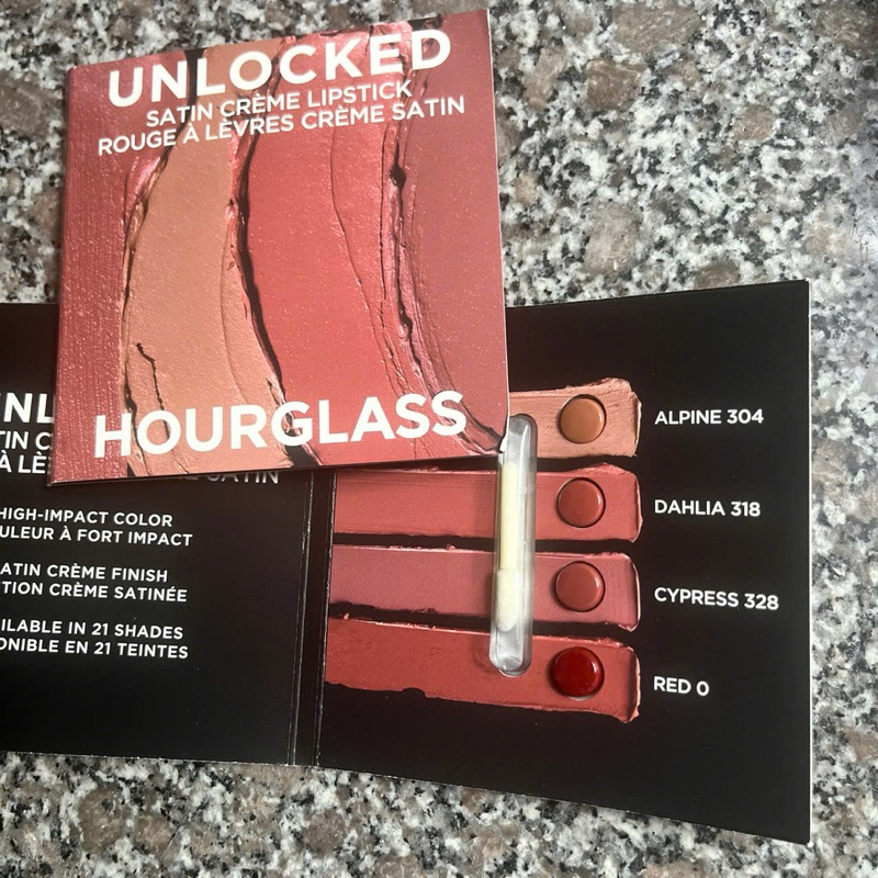 Sample son Hourglass 4 màu kèm cọ