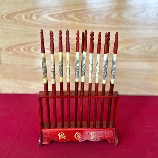 Đũa gỗ thờ / đế cắm đũa gỗ thờ cúng, đũa decor bàn thờ, bộ đũa thờ trưng bày bàn thờ