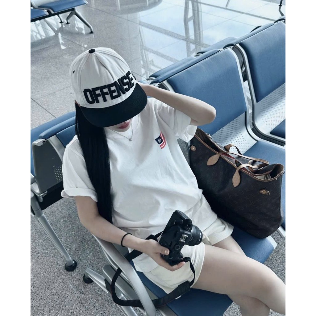 Áo cờ mỹ Aatus Thêu Xù Cờ Mỹ Flag Logo - Áo Thun Nam Nữ Unisex, Chất Vải Cotton Dày Mịn | BigBuy360 - bigbuy360.vn