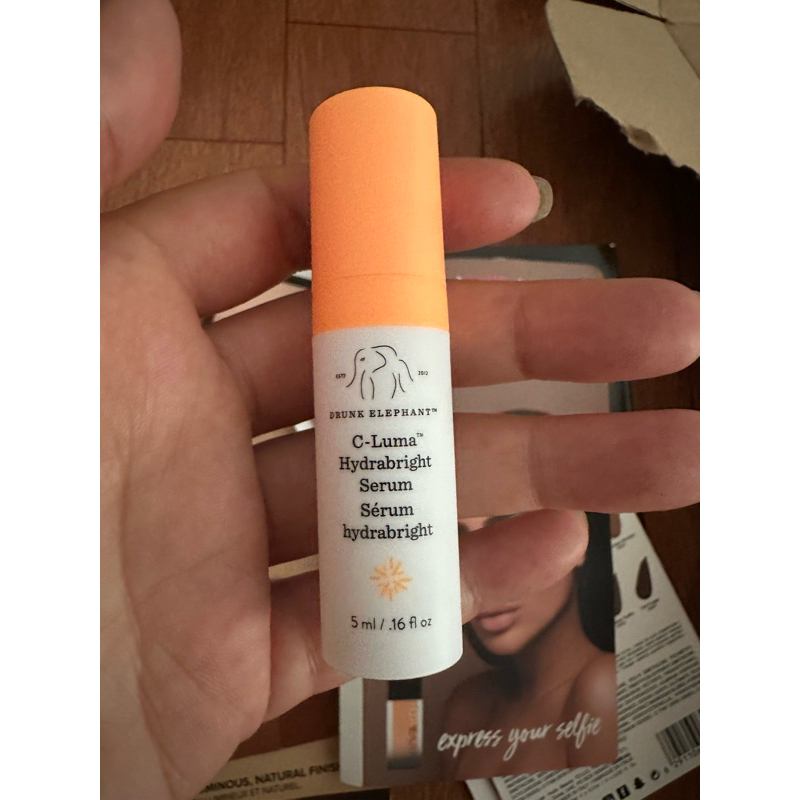 Serum sáng da Drunk Elephant C-Luma™ Hydrabright 5ml