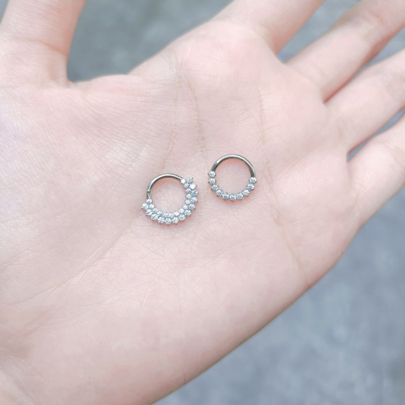 khuyên tai daith khuyên septum Titanium ASTM F136 đá zircon