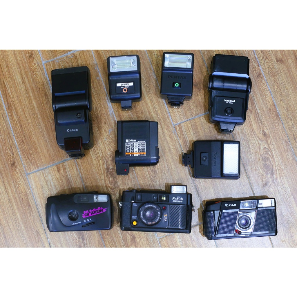 Thanh lý flash + máy ảnh film decor hỏng hoặc chưa xác nhận hoạt động