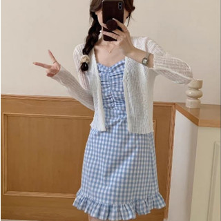 Đầm hai dây summer xinh iu kẻ xinh xắn by caremcarem